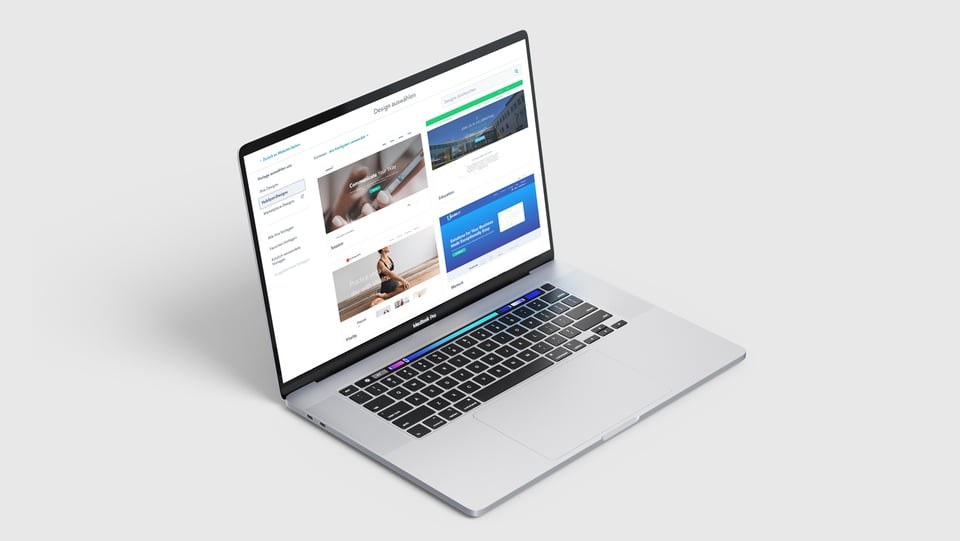 Darstellung der Website auf Laptop